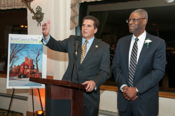 County Executive Joseph N. DiVincenzo Jr. and Kip’s Castle Park Conservancy Vice Chairman Fred Goode greet the more than 140 guests who gathered to raise money and a toast to the Essex County Kip’s Castle Park at a recent event. (Credit: Howard Heyman)