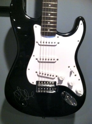 Fender Squier signed by Pink.