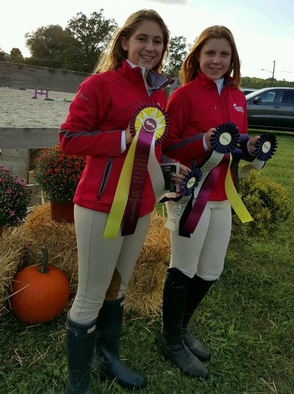 Olivia Camuti and Monica Egnezzo with their ribbons.